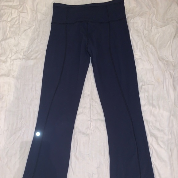 Navy blue lululemon groovy yoga pants - Picture 2 of 3